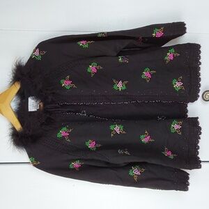 Just B Black Fur collar Novelty Grapes beaded Shawl shrug Vibrant Gorg! Sz.XL